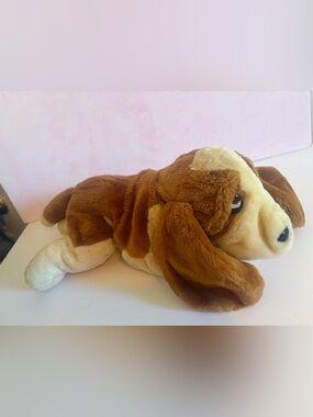 Animal Alley Brown Basset Hound Soft Plush Vintage Toys R Us rare